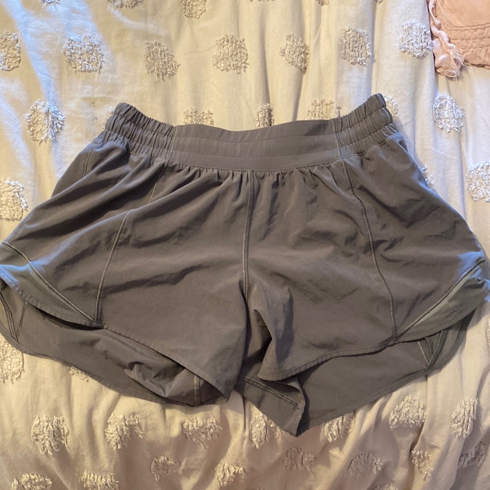 “Grey Sage” lululemon hotty hot shorts 4 inch